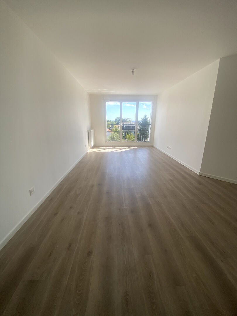 Appartement Avenue Félix Éboué à Le Blanc-Mesnil