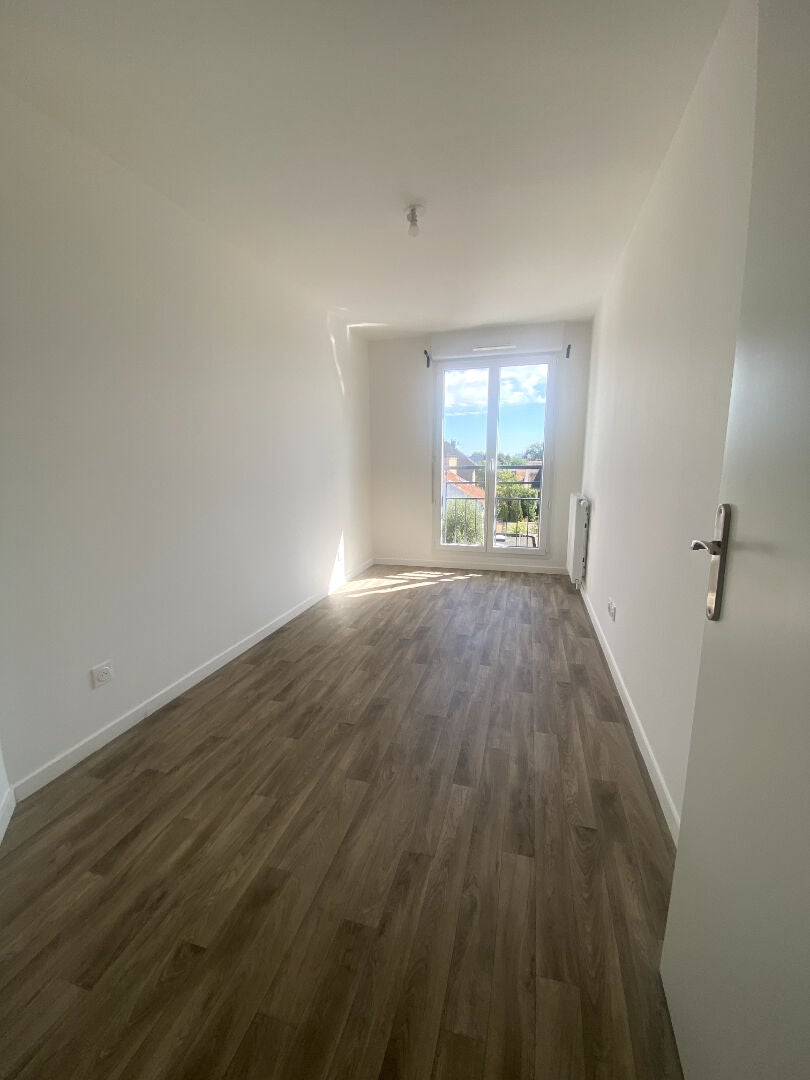Appartement Avenue Félix Éboué à Le Blanc-Mesnil