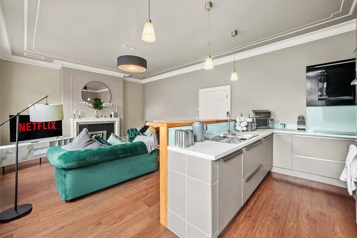 Flat South Parade in Wakefield