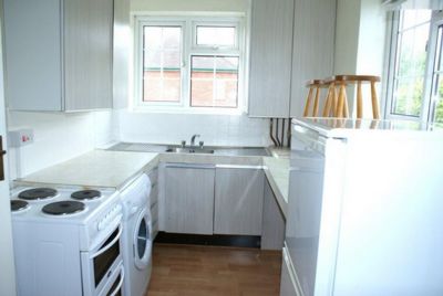 Flat Belmont Close in Greater London