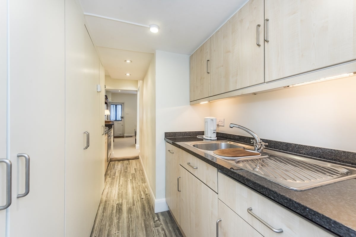 Flat First Street in Greater London