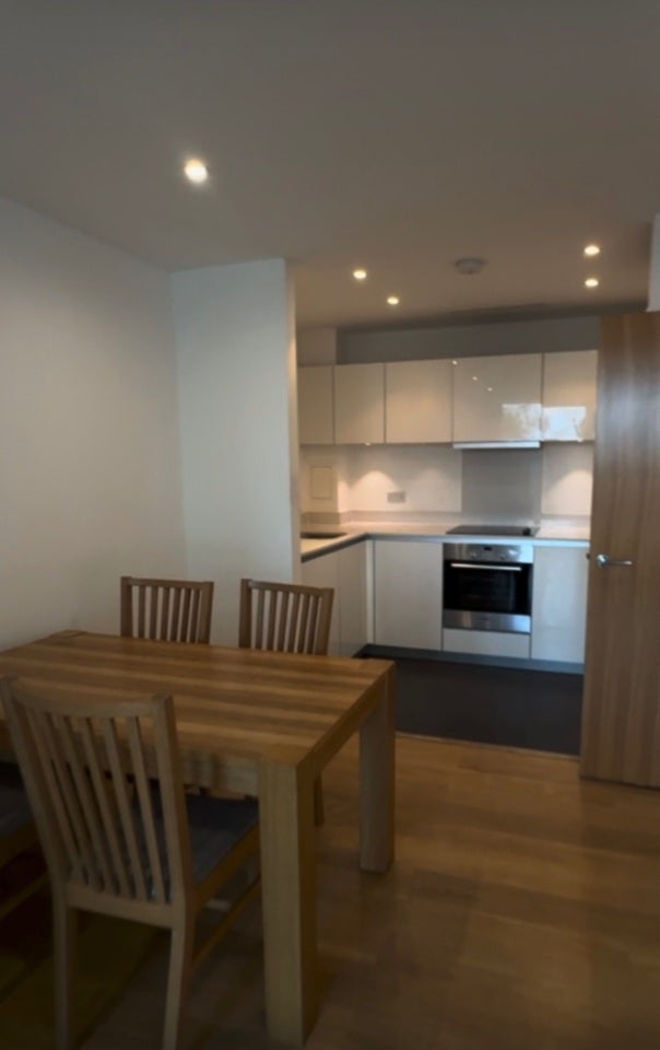 Room Ullswater Crescent in London