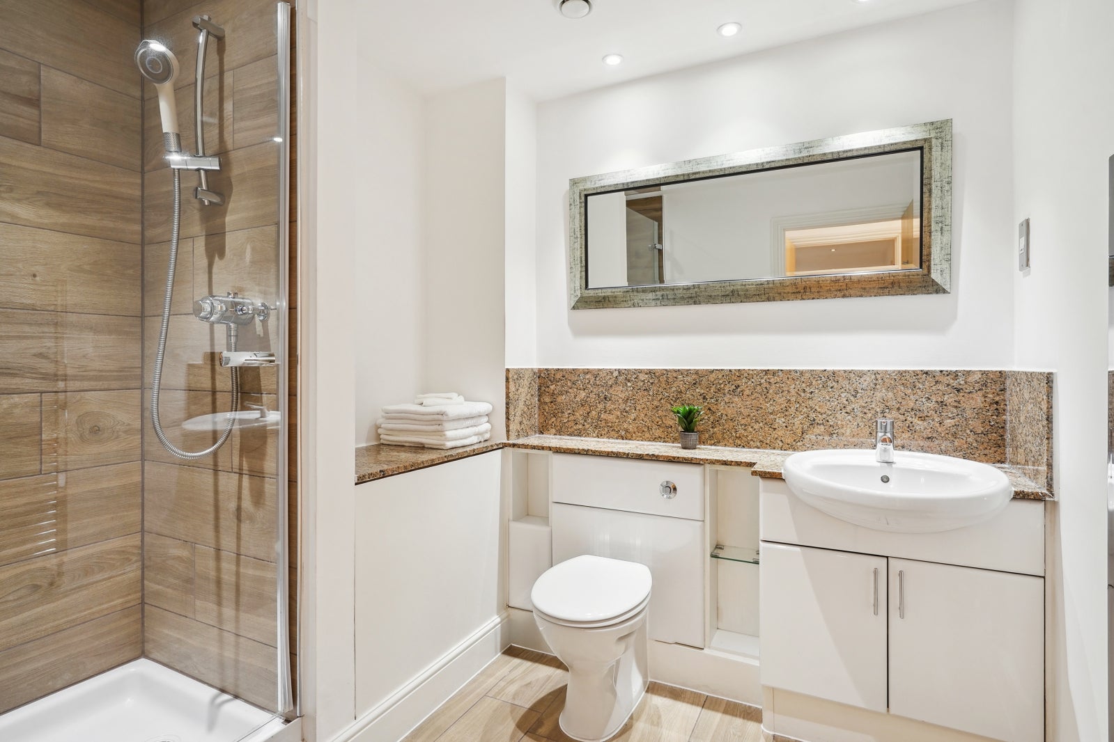 Flat Nevern Square in Greater London