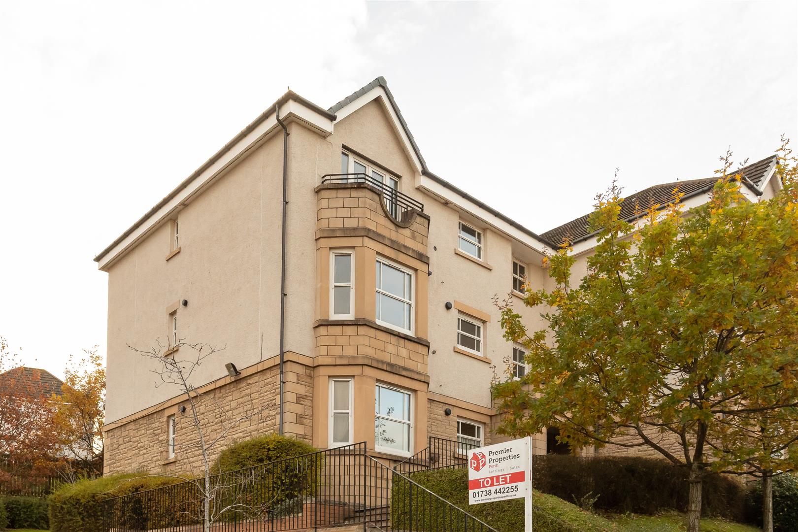 Flat Cornhill Road in Perth