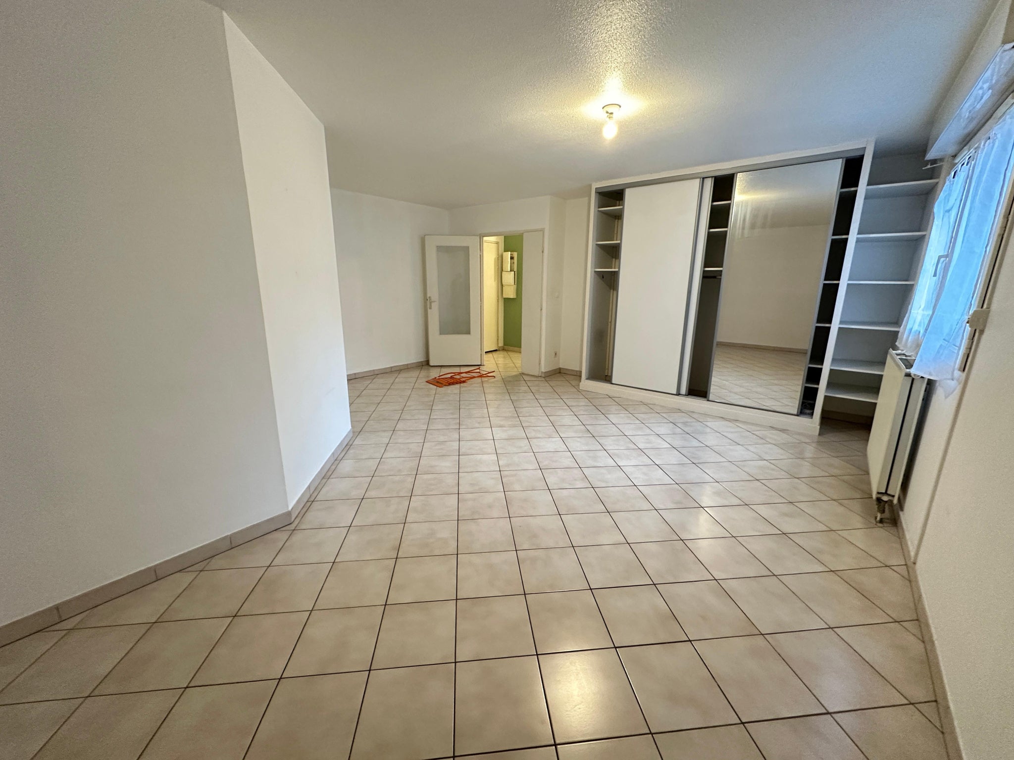 Flat Quai Charles de Gaulle in Villeurbanne