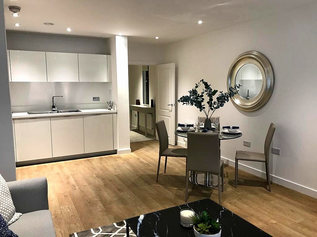 Flat Cording Street in Greater London