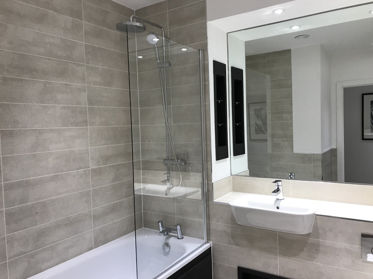 Flat Cording Street in Greater London