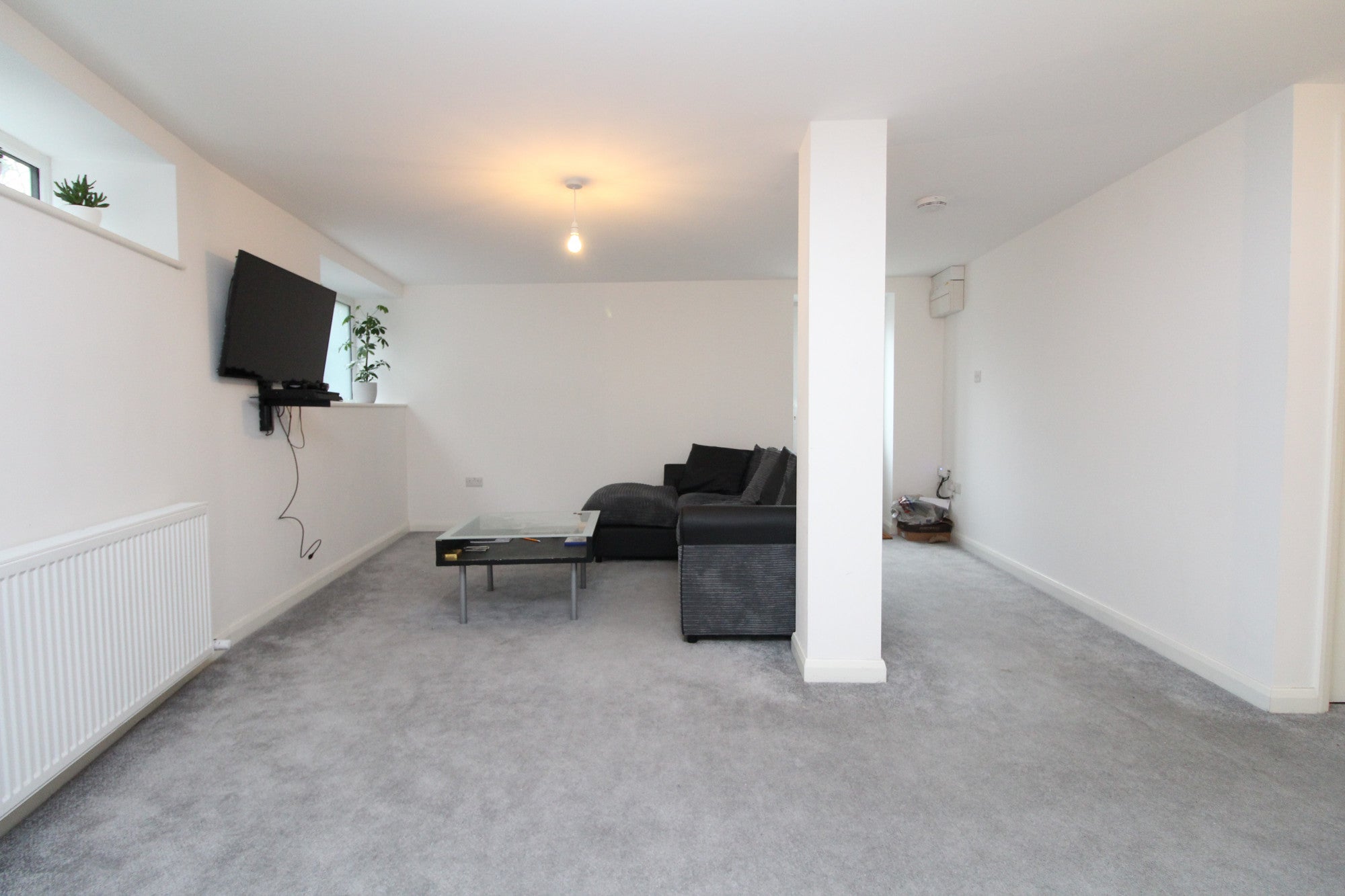 Flat Widmore Road in Greater London