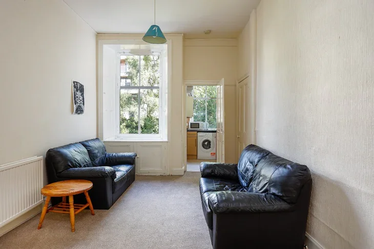 Flat Falcon Avenue in City of Edinburgh