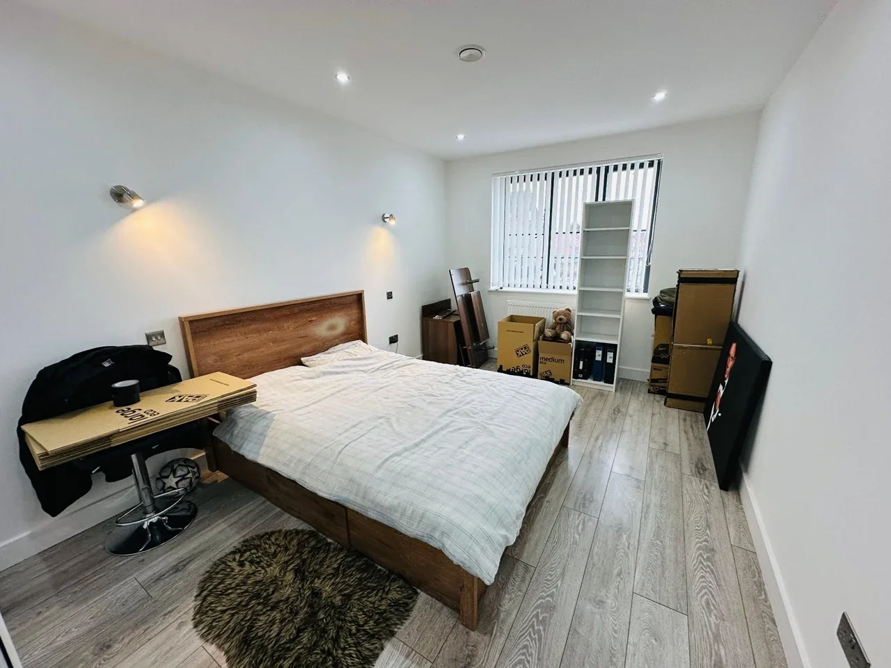 Flat Becontree Avenue in Greater London