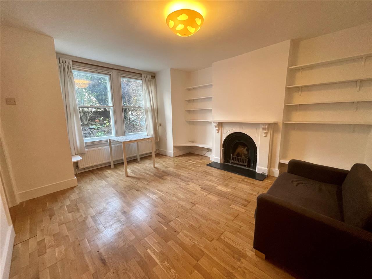 Flat Tufnell Park Road in Greater London