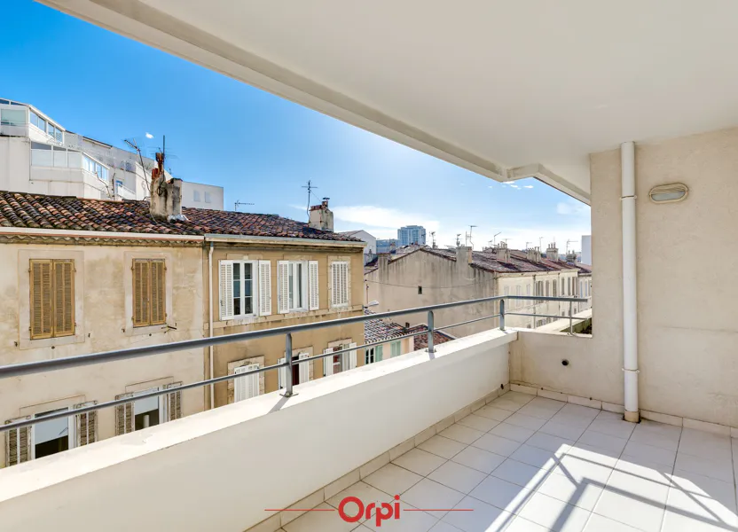 Flat Rue Roumanille in Marseille