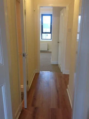 Flat Kildonan Drive in Glasgow