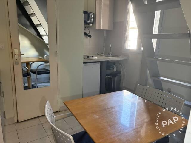 Flat Rue des Batignolles in Paris