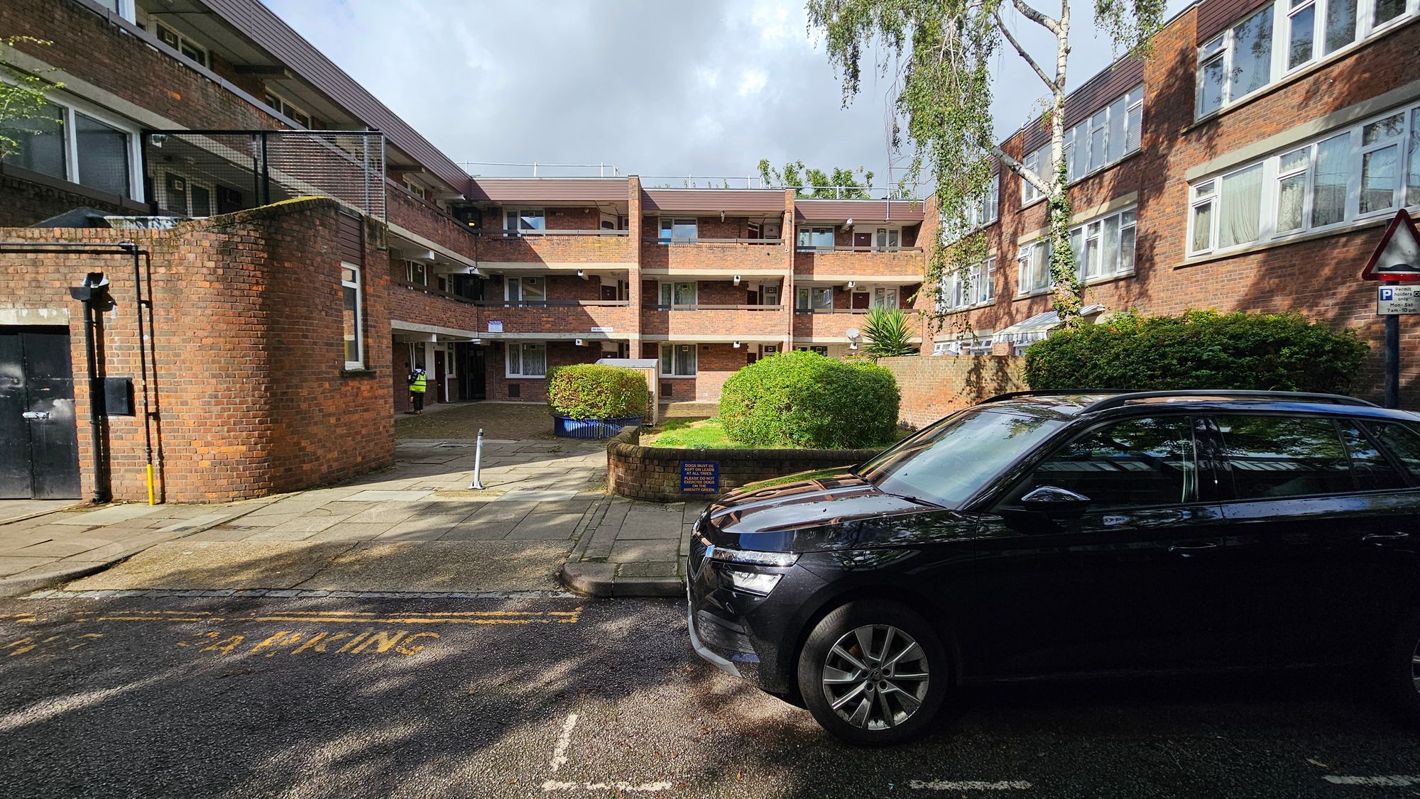 Flat Carey Gardens in Greater London