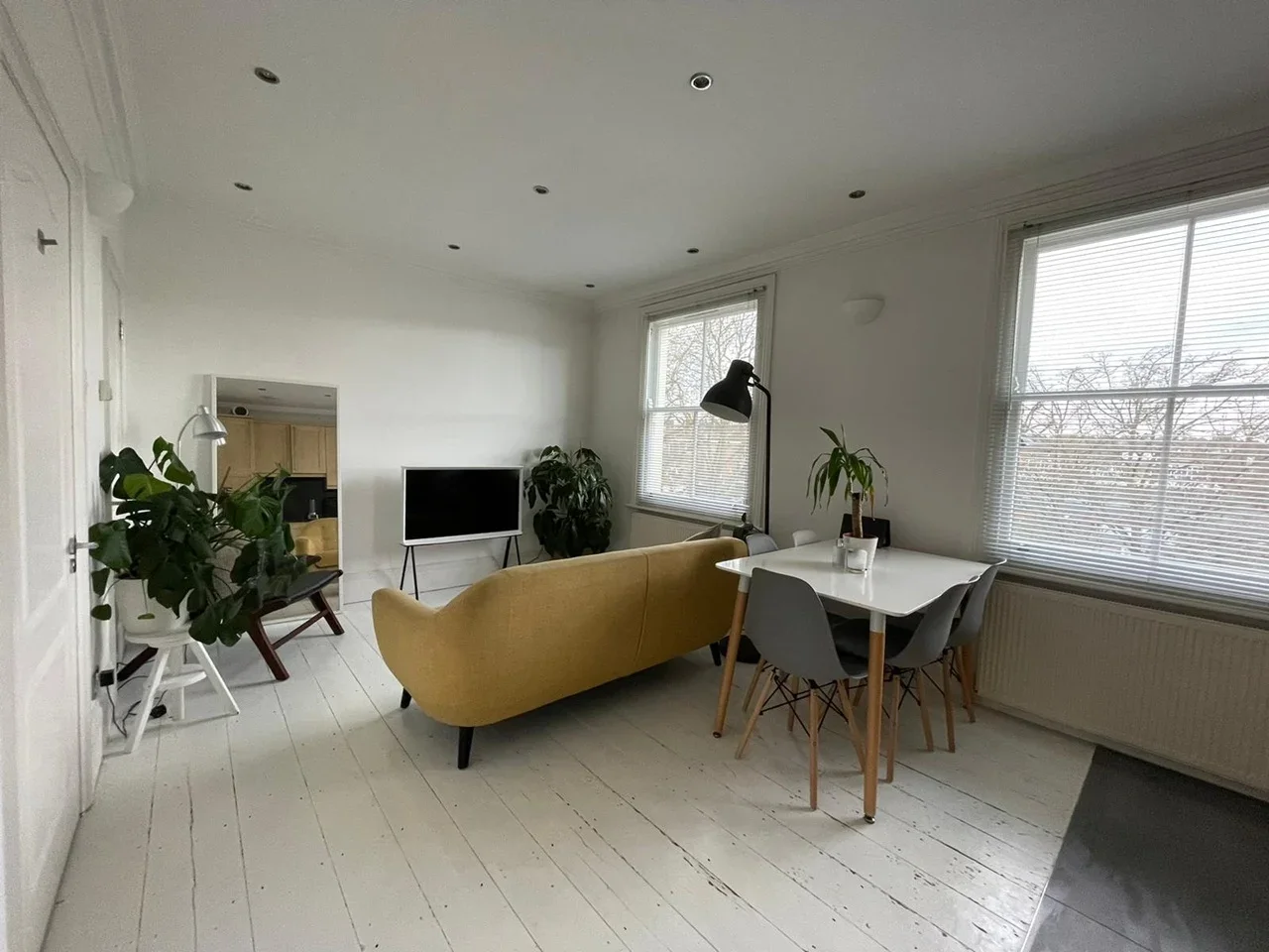 Flat Tollington Way in Greater London