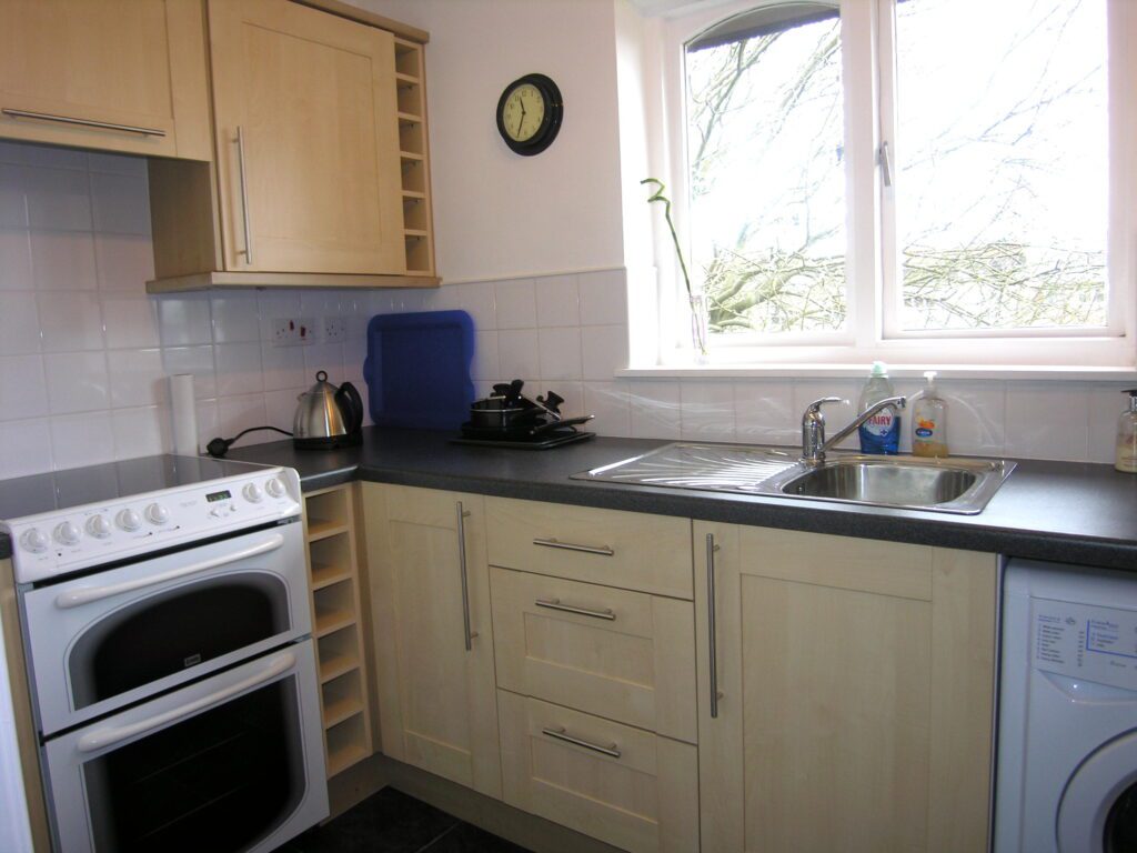 Flat Burnfield Gardens in Giffnock