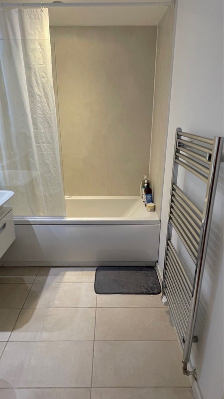 Room Shrubhill Walk in City of Edinburgh