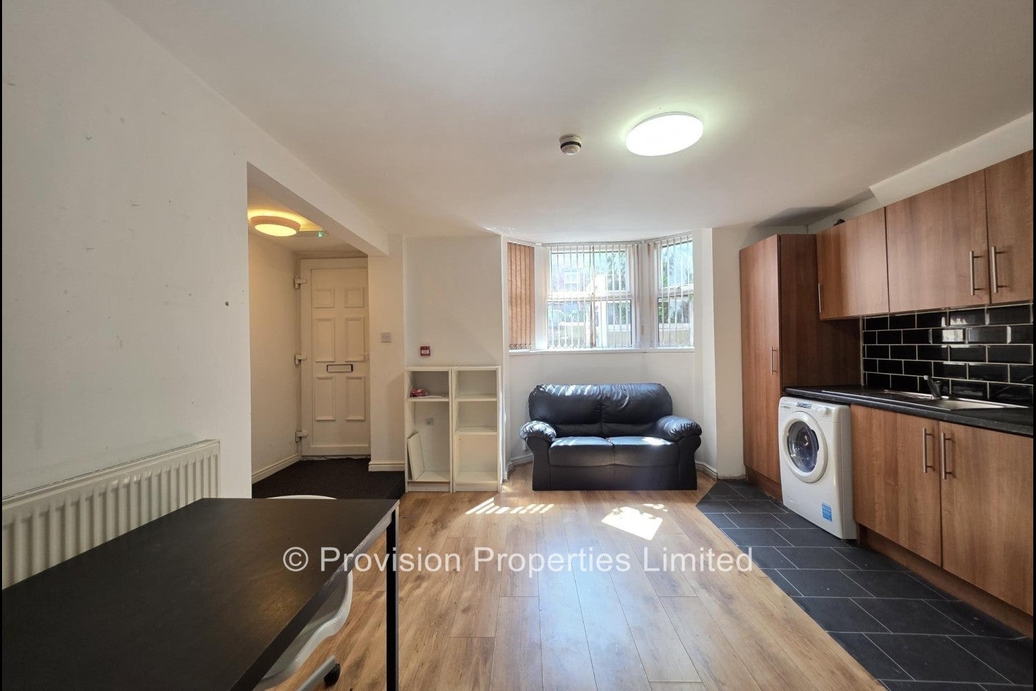 Flat Brudenell Mount in Leeds