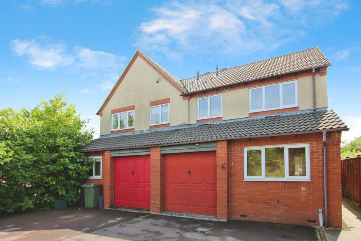 House Brackendene in Bradley Stoke