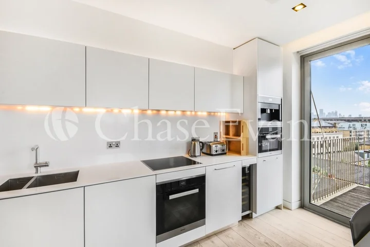 Flat Duchess Walk in Greater London
