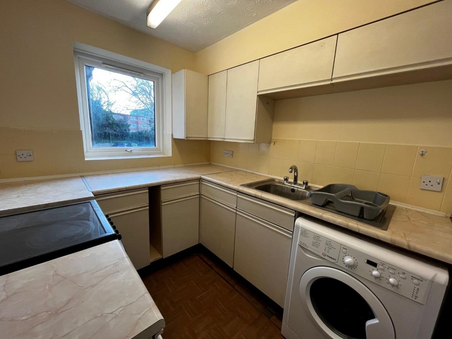 Flat Griffin Gardens in Birmingham