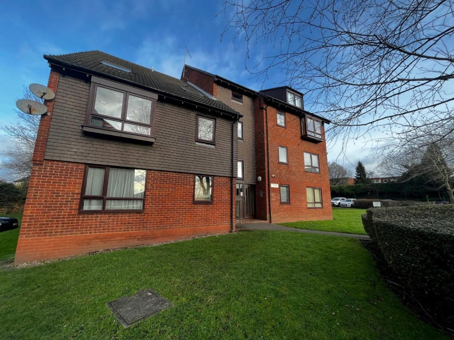 Flat Griffin Gardens in Birmingham