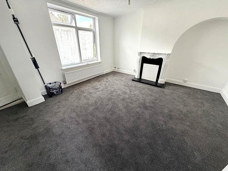 House Gale Street in Greater London