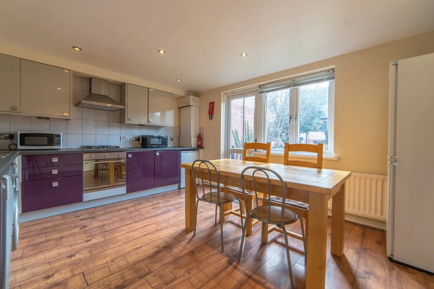 Room Leerdam Drive in Greater London