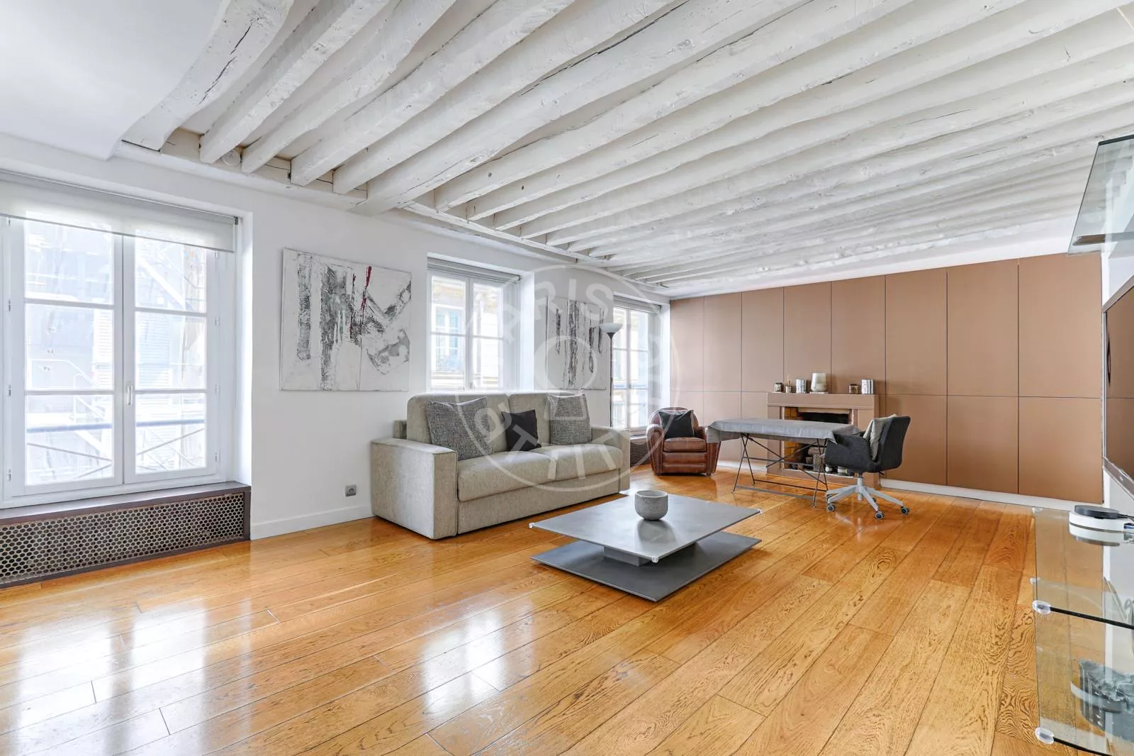 Appartement Rue des Tournelles à Paris