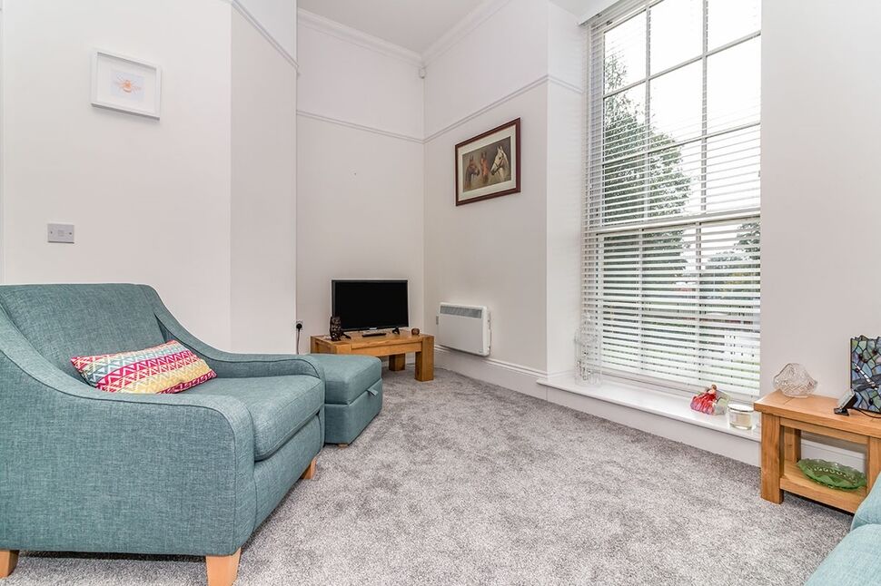 Flat Great Clowes Street in Salford