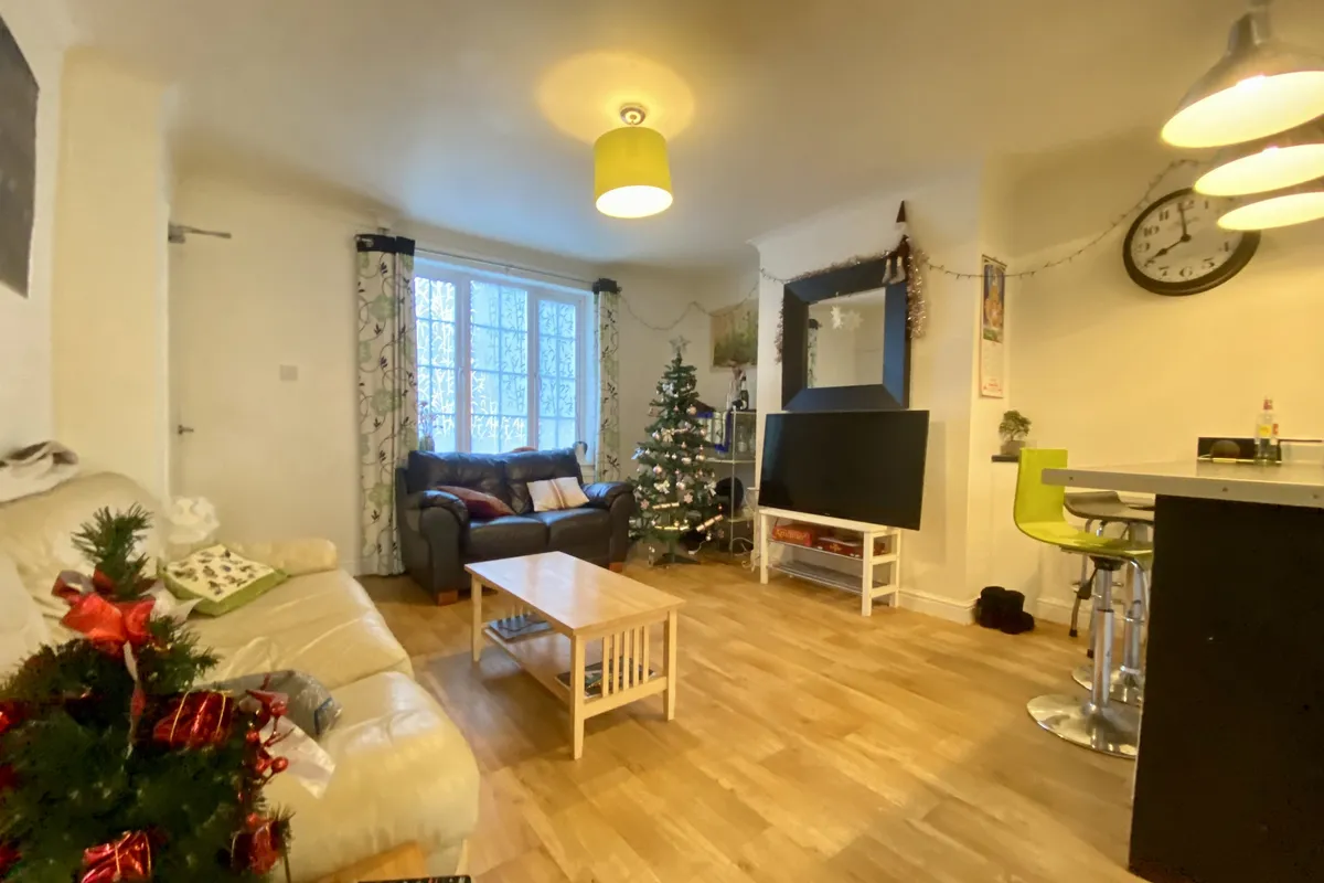 Flat Foxley Close in Norwich