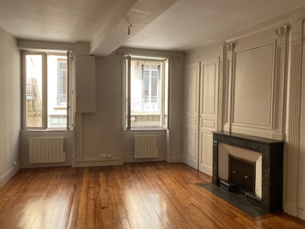 Flat Rue de la République in Tarare