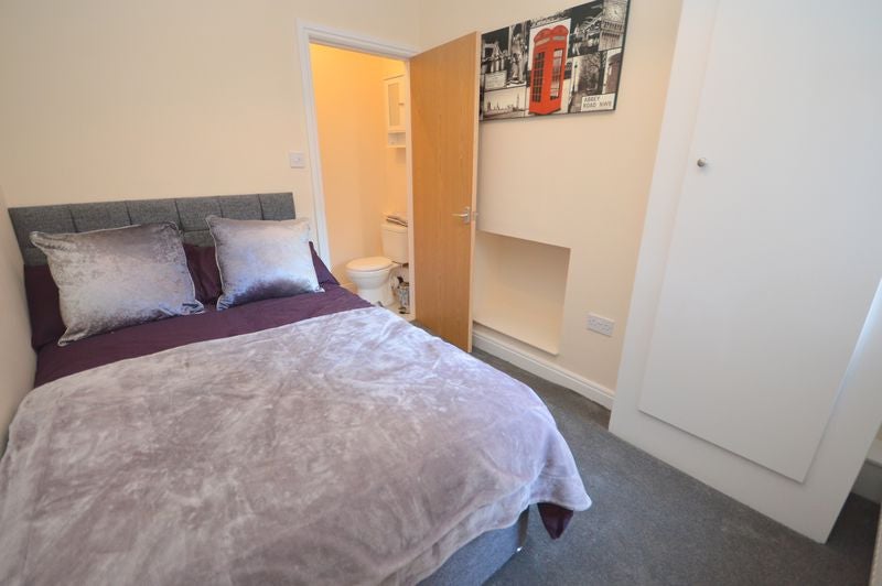 Room Park Road in Widnes