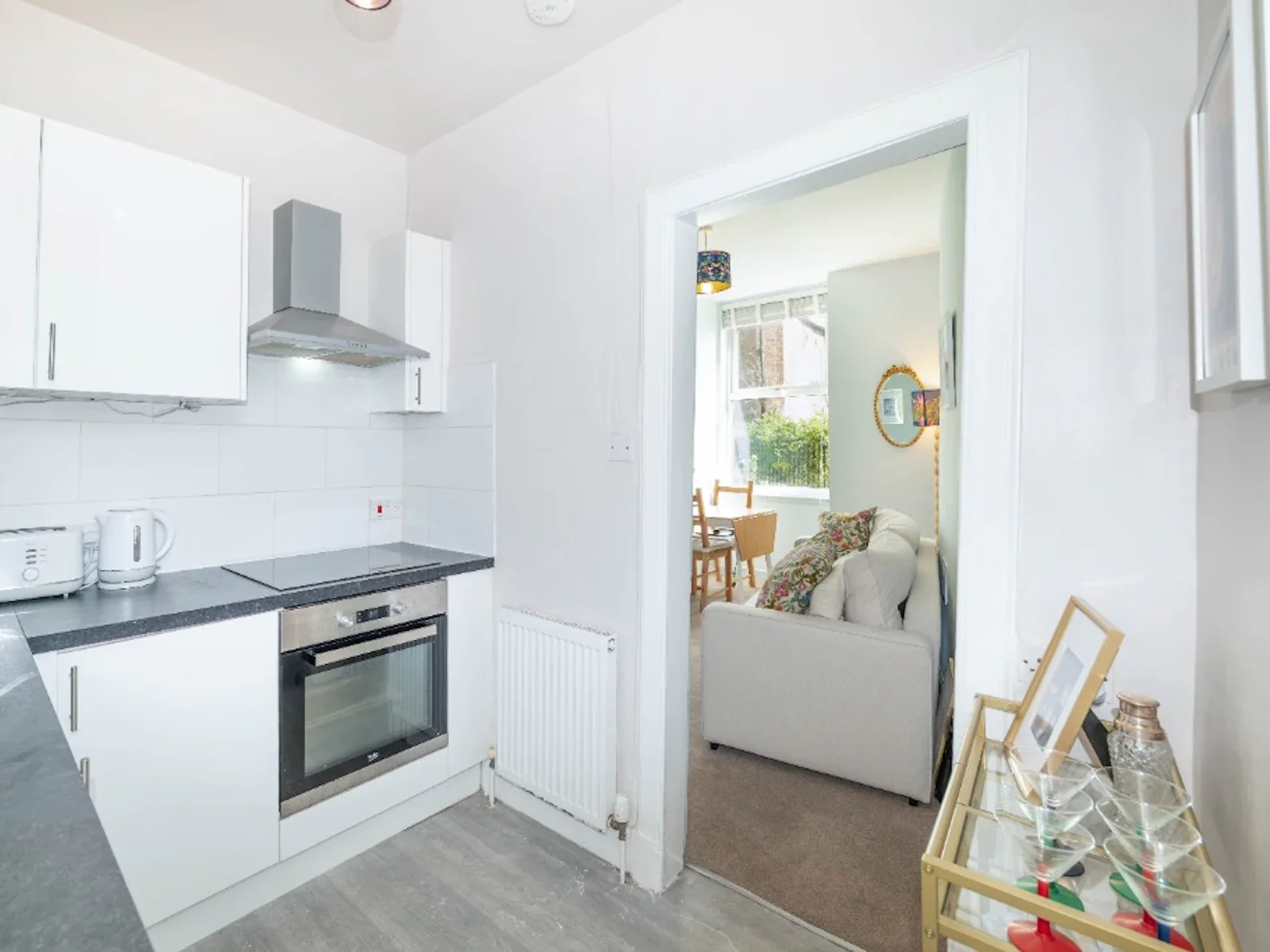Flat Eyre Place in City of Edinburgh