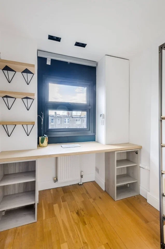 Flat Talgarth Road in Greater London