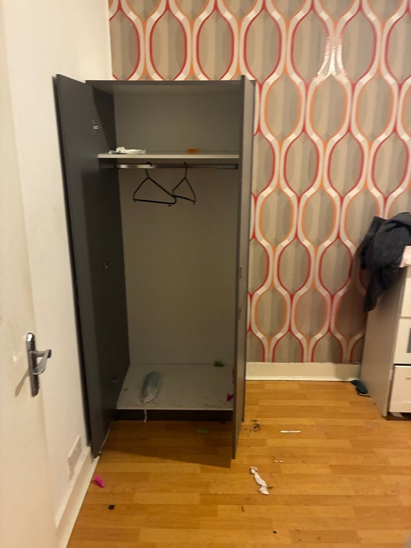 Room York Road in Greater London