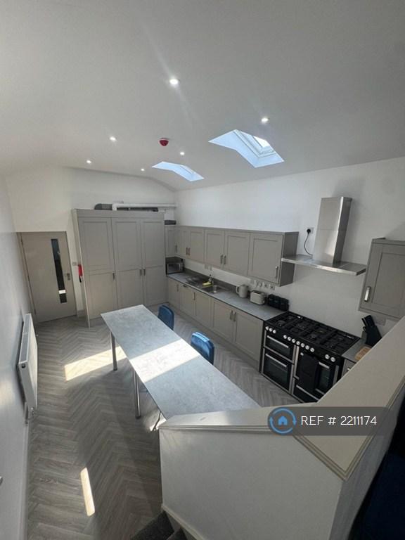 Room Pershore Road in Birmingham