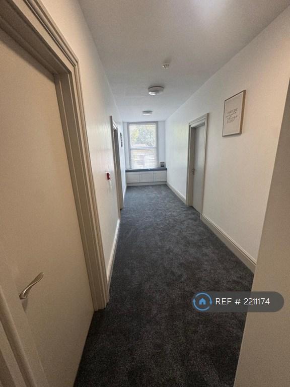 Room Pershore Road in Birmingham
