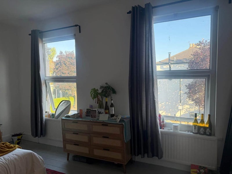 Room Lothair Road South in Greater London
