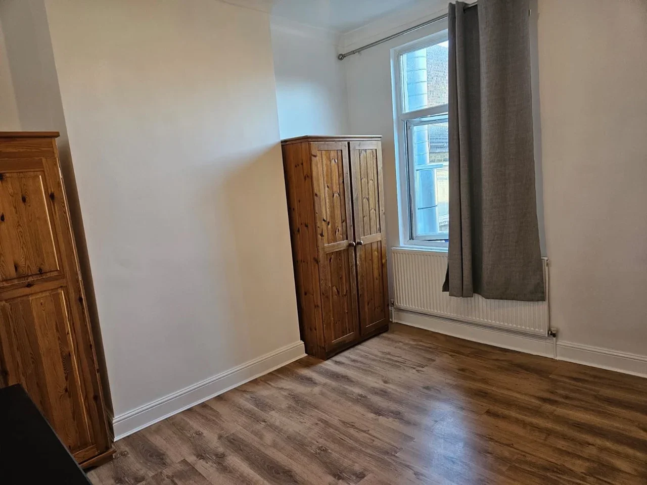 Flat Upper Tooting Road in Greater London