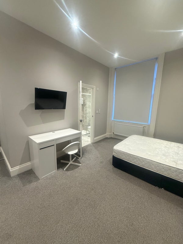 Room Latham Street in Preston