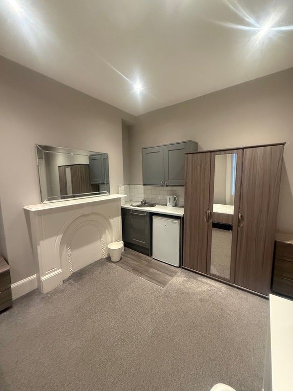 Room Latham Street in Preston