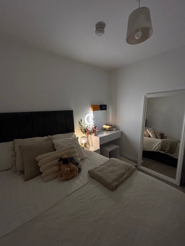 Room Chapel Street in Salford