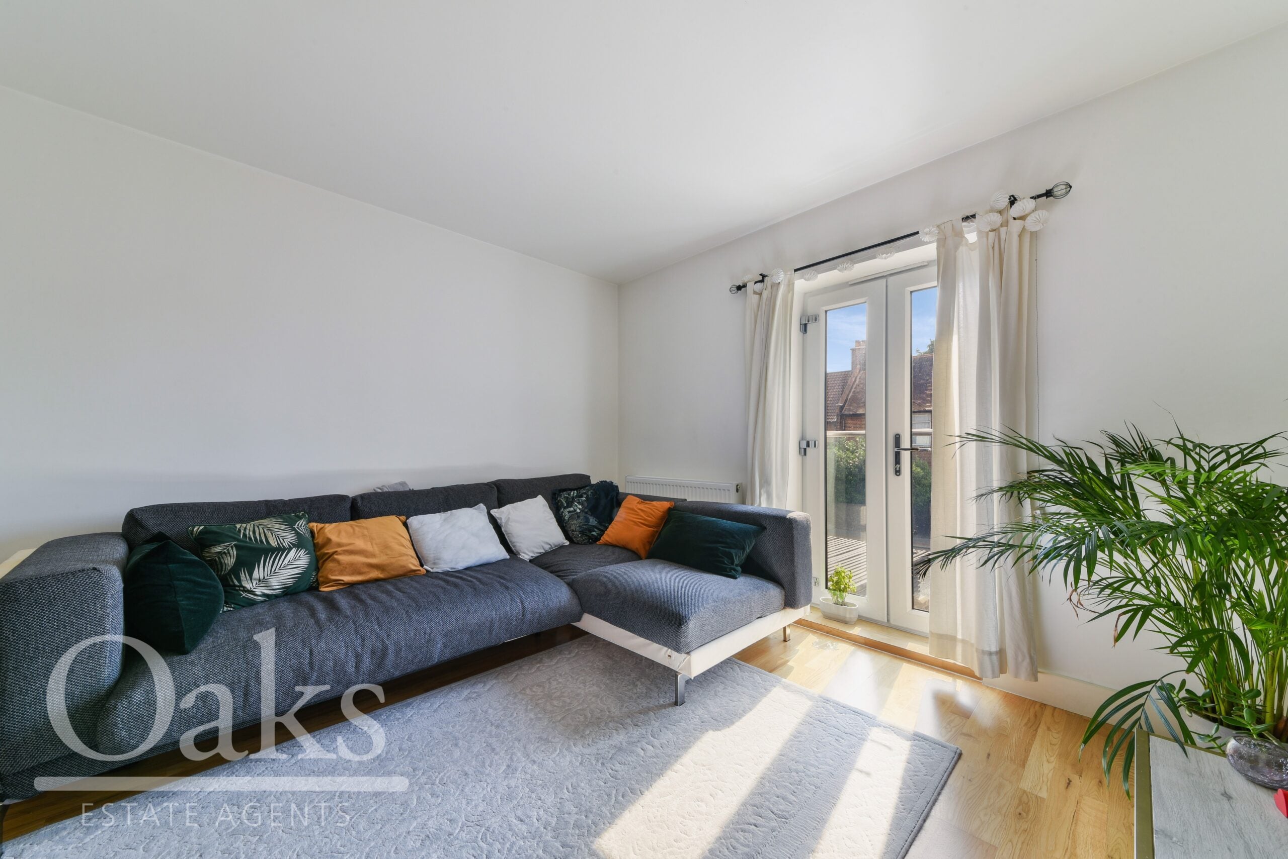 Flat Morland Road in Greater London