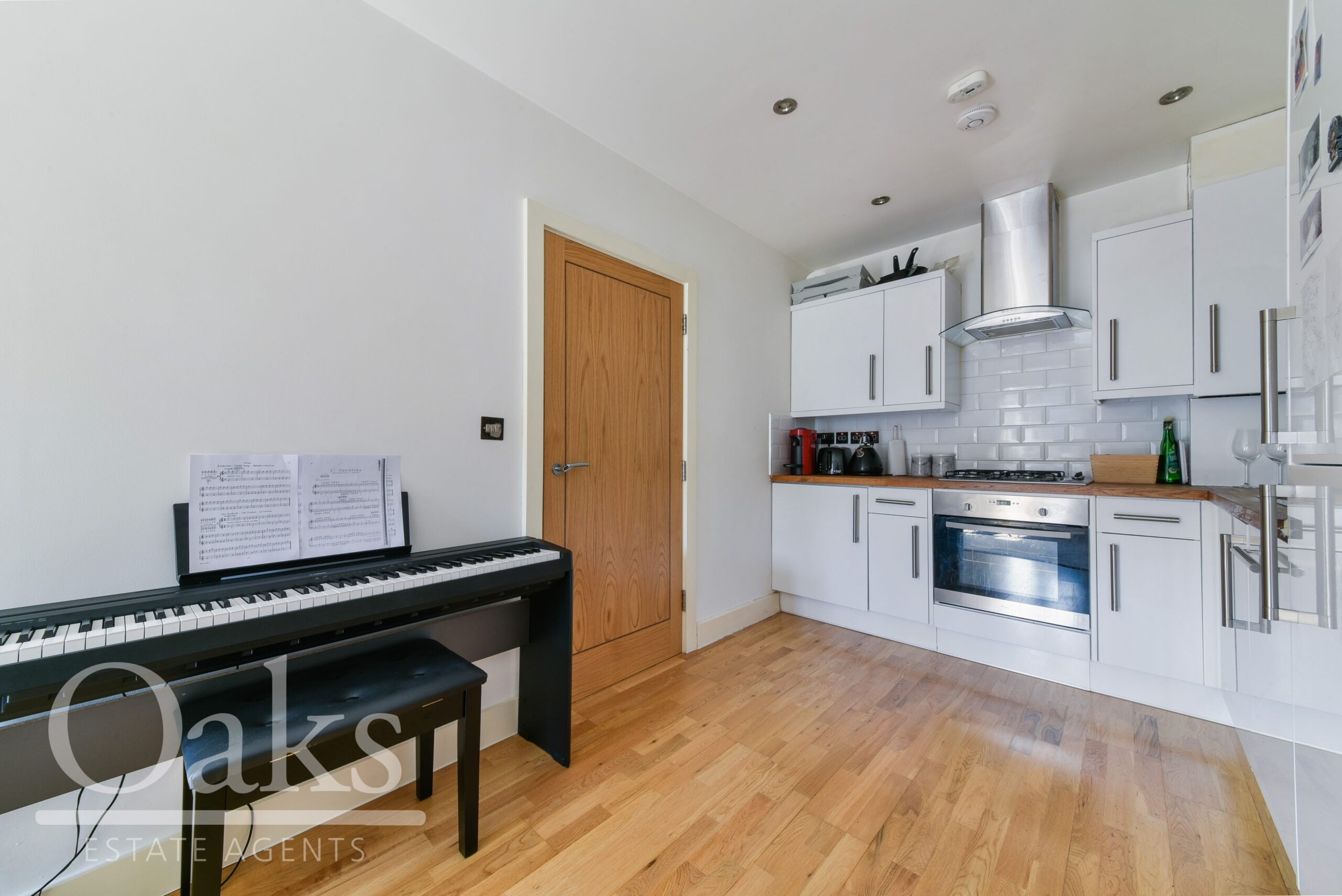 Flat Morland Road in Greater London