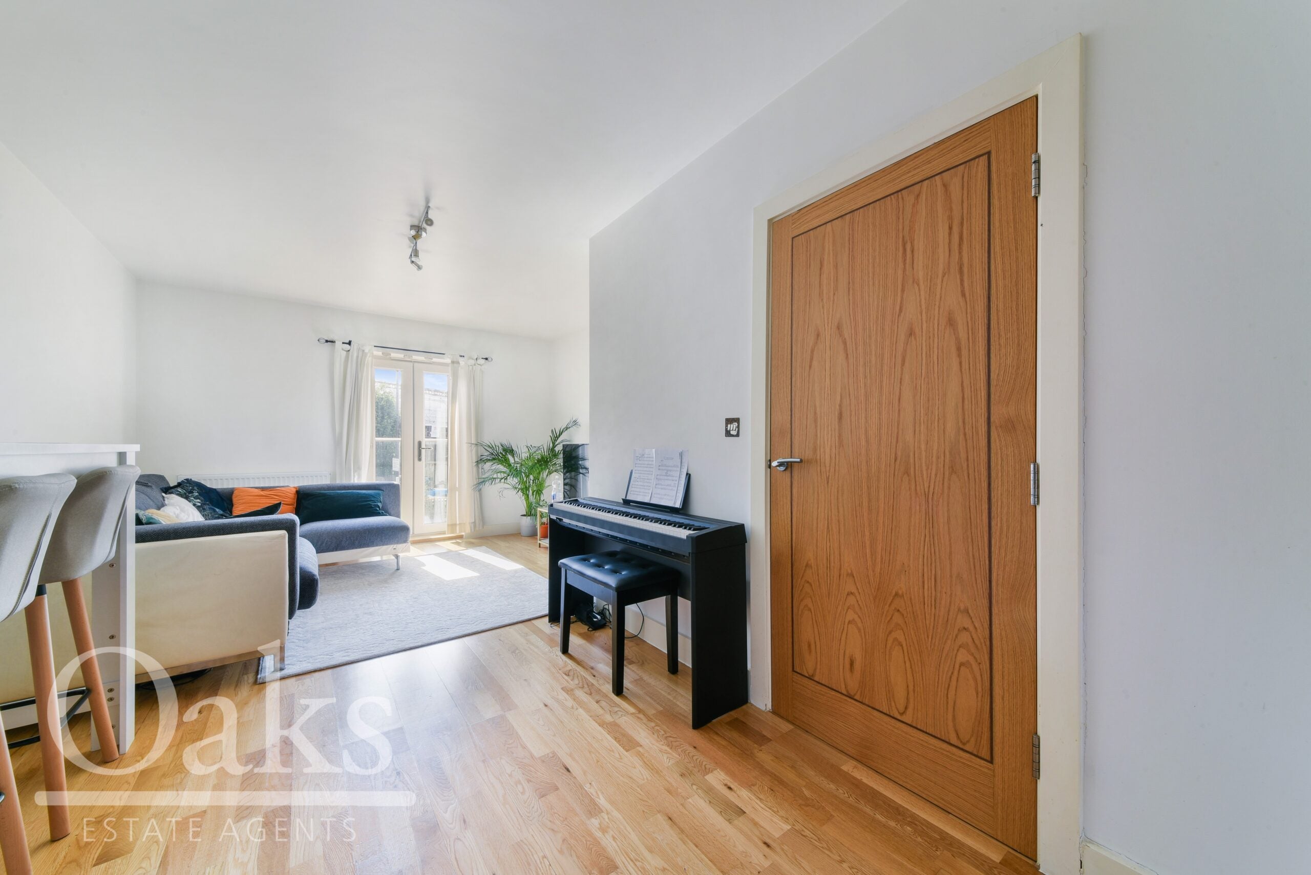 Flat Morland Road in Greater London