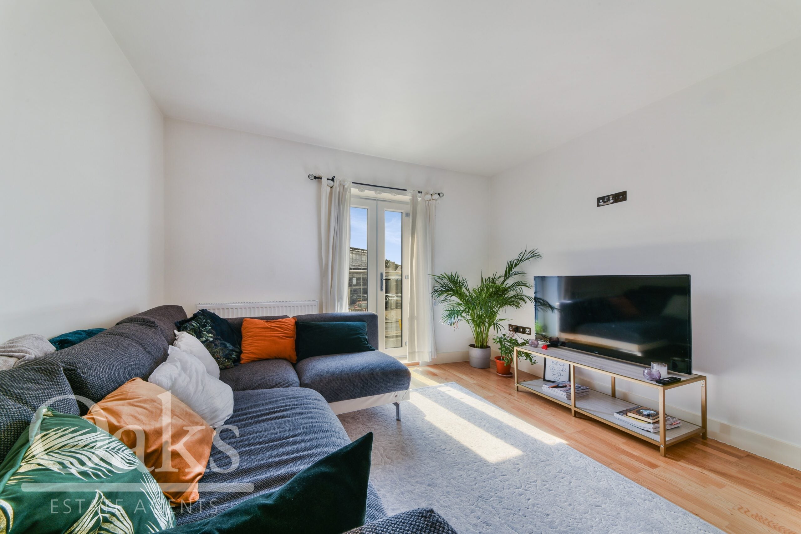 Flat Morland Road in Greater London