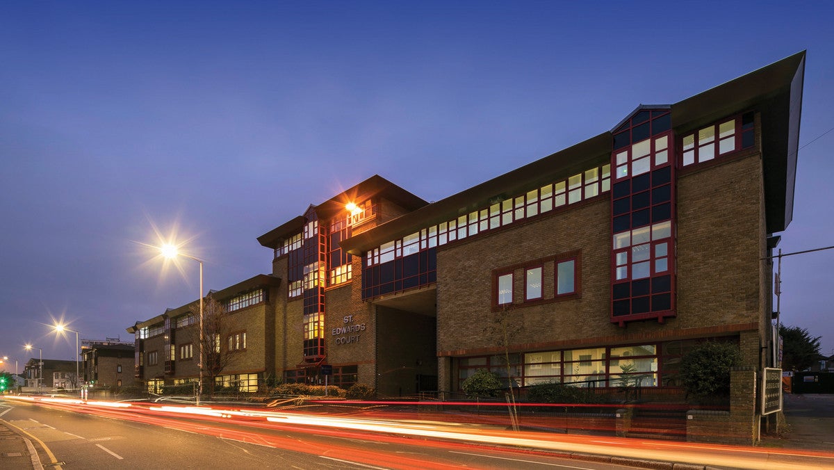 Flat London Road in Greater London