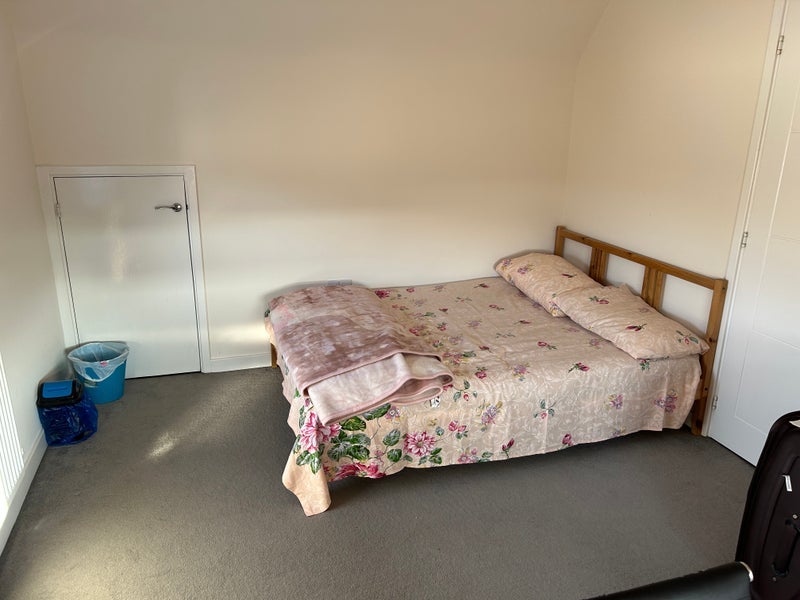 Room Piggott Avenue in Gedling